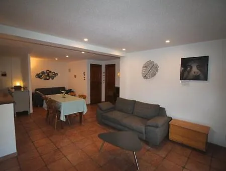 Au Coin Du Feu A 25mn De Colmar Au Calme Avec Jardin Clos 라바로슈