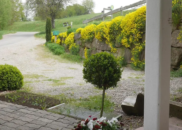 Au Coin Du Feu A 25mn De Colmar Au Calme Avec Jardin Clos Apartment Labaroche